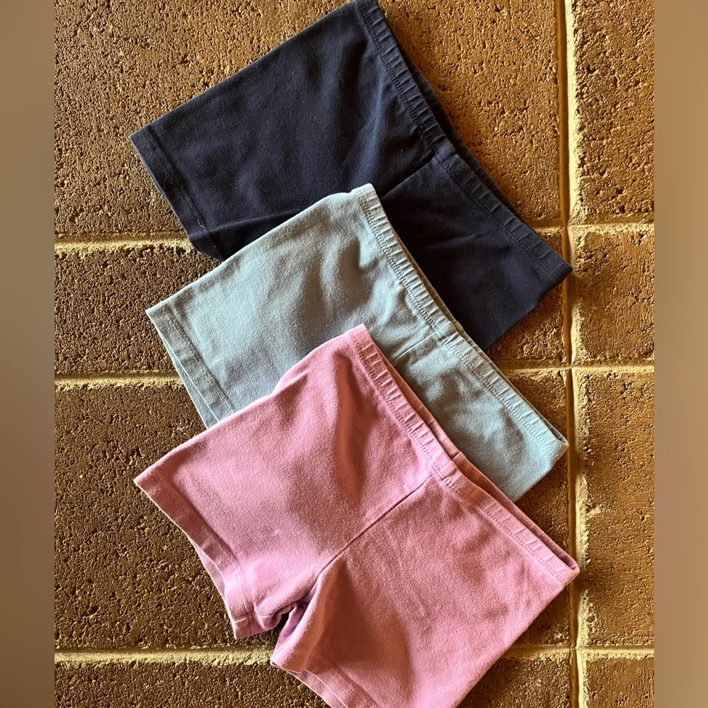 Primary Biker Shorts / Cartwheel Shorts - Girls Size 5